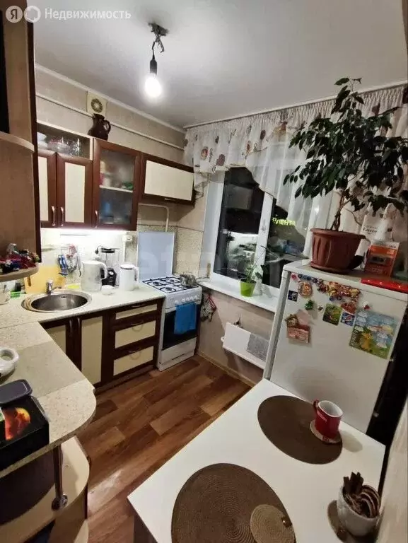 2-комнатная квартира: Омск, Сибирский проспект, 8 (44 м) - Фото 2