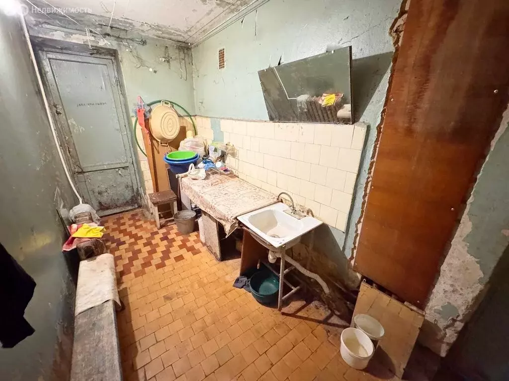 1к в 7-комнатной квартире (18 м) - Фото 1