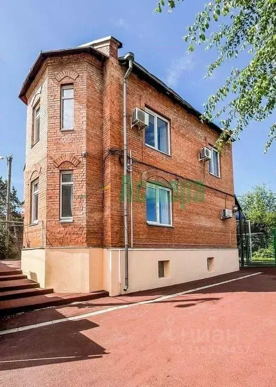 Дом в Забайкальский край, Чита Поперечная ул., 25 (250 м) - Фото 1