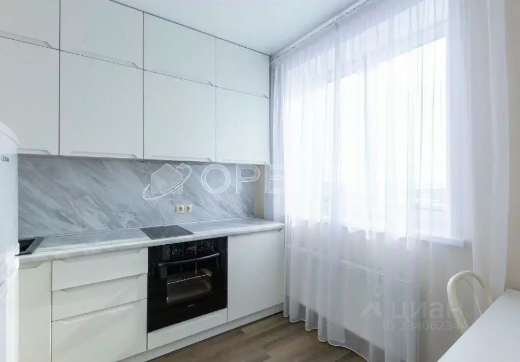 Студия Тюменская область, Тюмень Дамбовская ул., 25к1 (24.4 м) - Фото 1