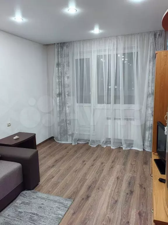 1-к. квартира, 38 м, 6/9 эт. - Фото 0