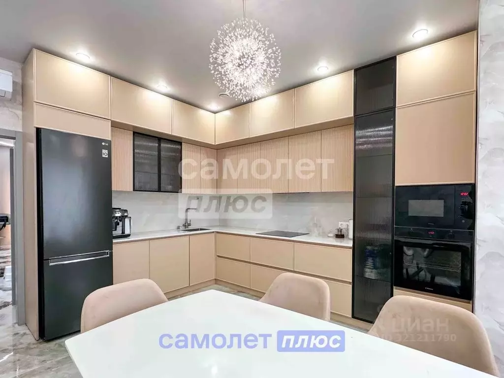 3-к кв. Чувашия, Чебоксары ул. И.П. Прокопьева, 7 (107.6 м) - Фото 1