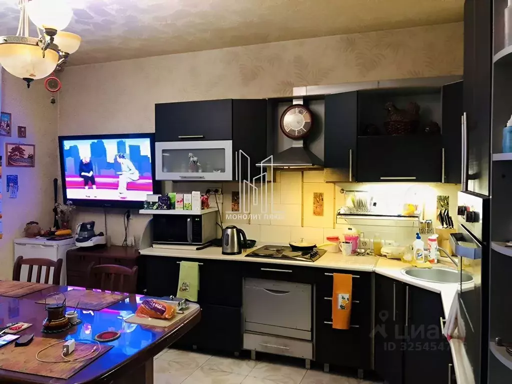 3-к кв. Санкт-Петербург ул. Шелгунова, 9к1 (109.3 м) - Фото 1