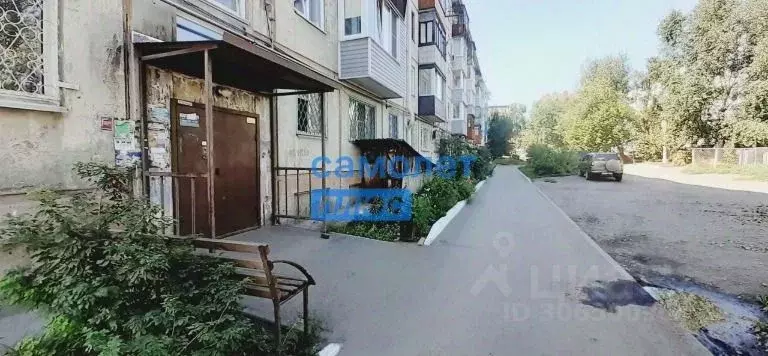 2-к кв. Алтайский край, Бийск ул. Разина, 74 (44.8 м) - Фото 0