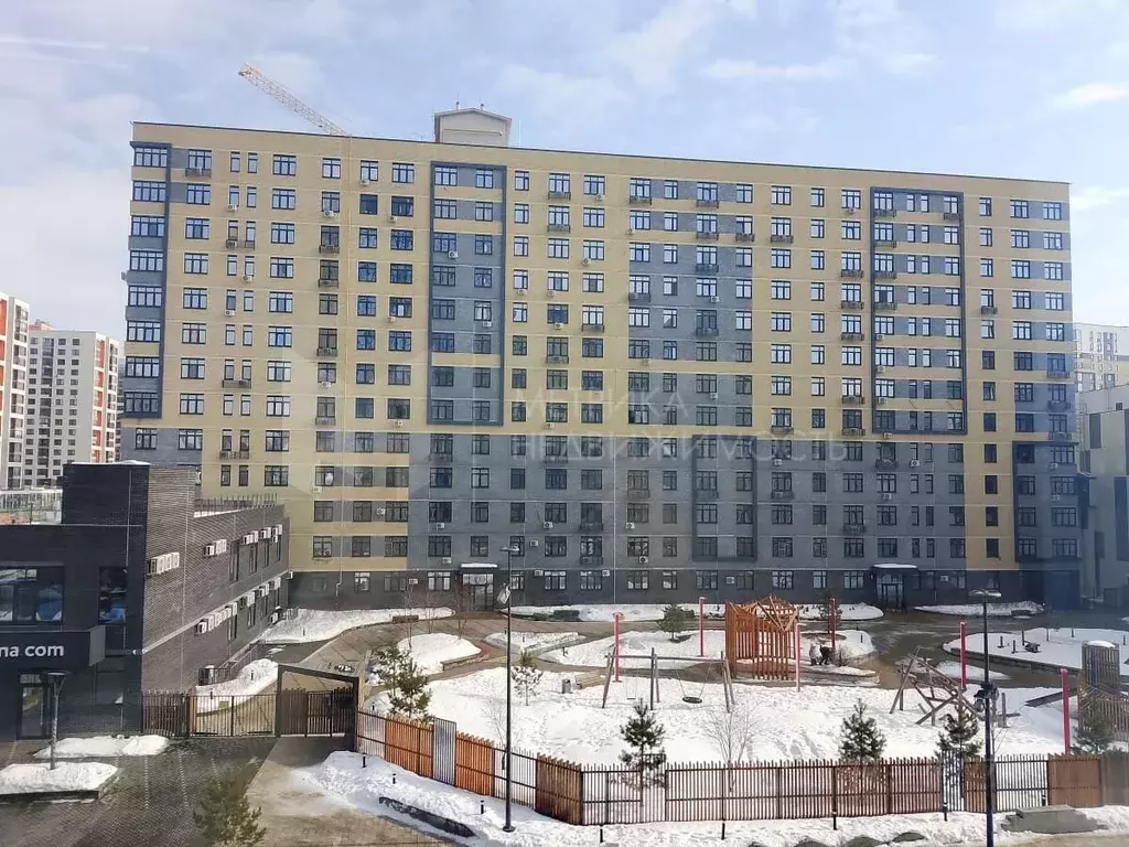 2-к кв. Тюменская область, Тюмень ул. Газовиков, 73 (64.9 м) - Фото 1