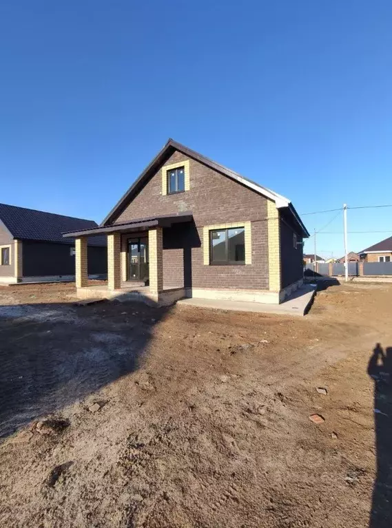 Дом в Оренбургская область, Оренбургский район, с. Благословенка 13 ... - Фото 1