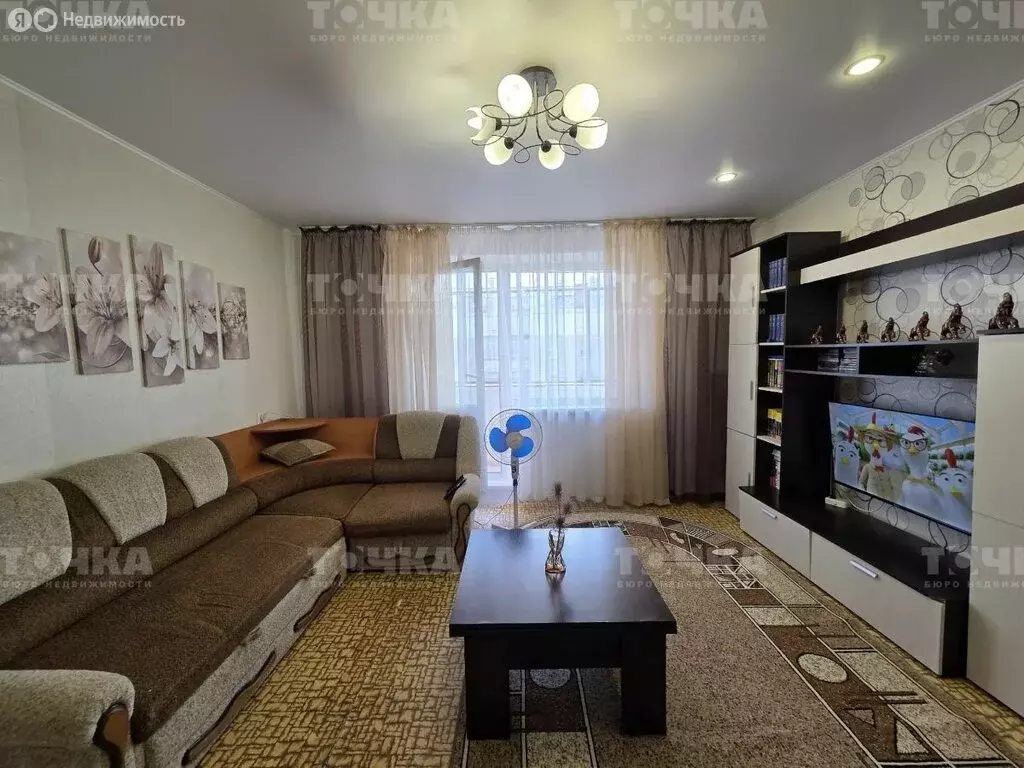 2-комнатная квартира: Чебаркуль, Электростальская улица, 32 (49.3 м) - Фото 1