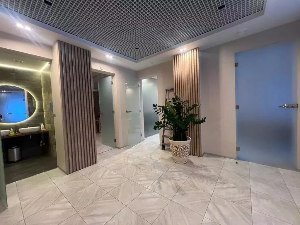 Помещение свободного назначения в Удмуртия, Ижевск ул. имени 50-летия ... - Фото 1