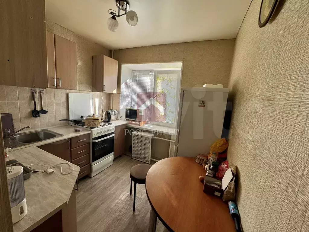 2-к. квартира, 41 м, 3/6 эт. - Фото 0