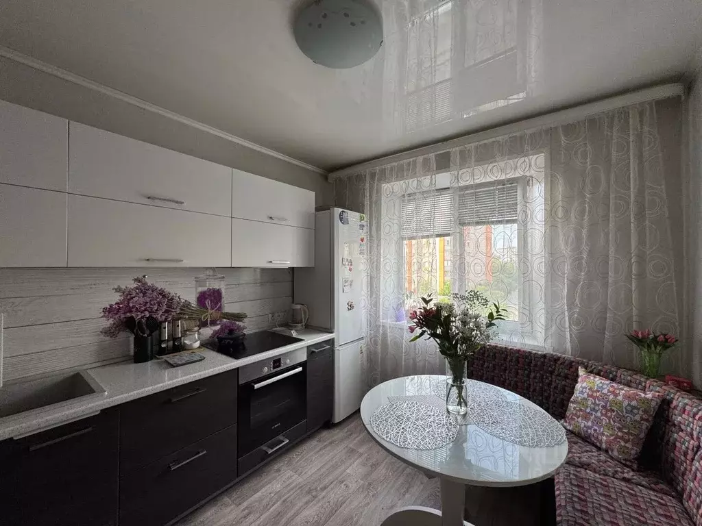 4-к кв. Хакасия, Абакан ул. Некрасова, 26 (78.0 м) - Фото 1