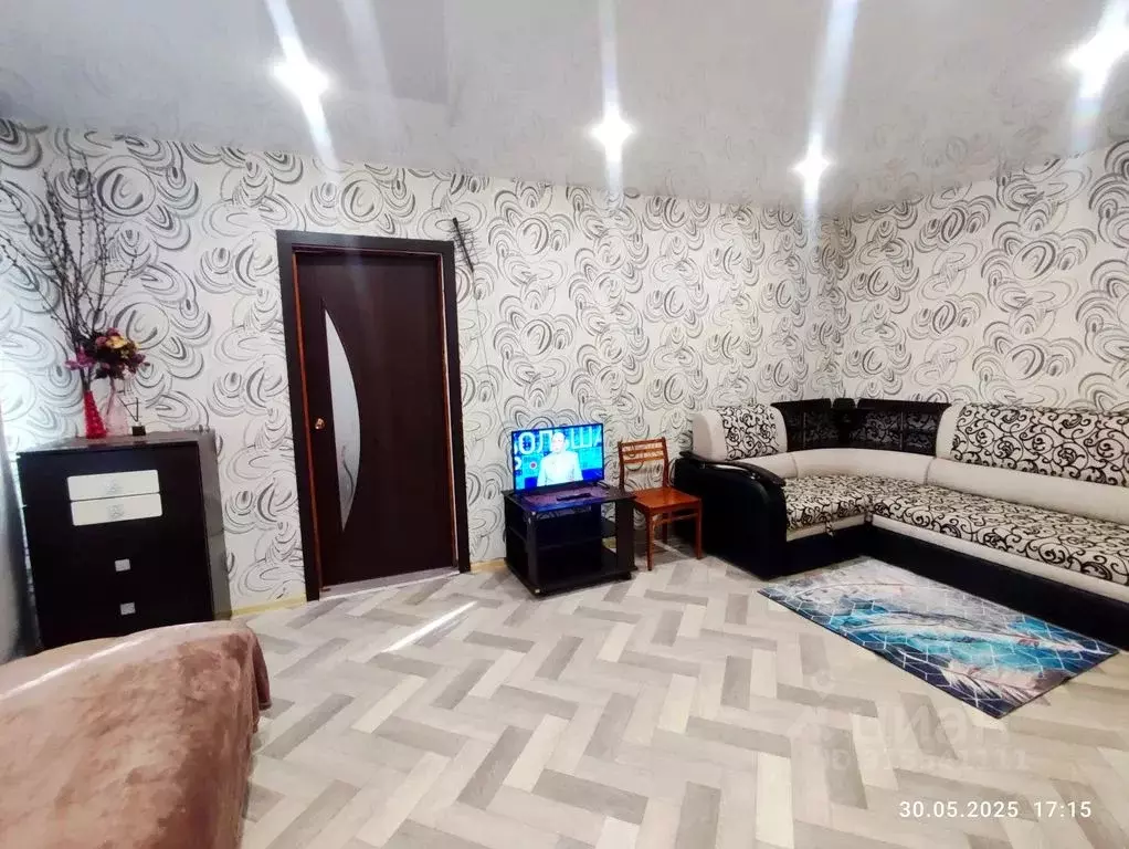 2-к кв. Пермский край, Березники ул. Ломоносова, 75 (46.0 м) - Фото 0