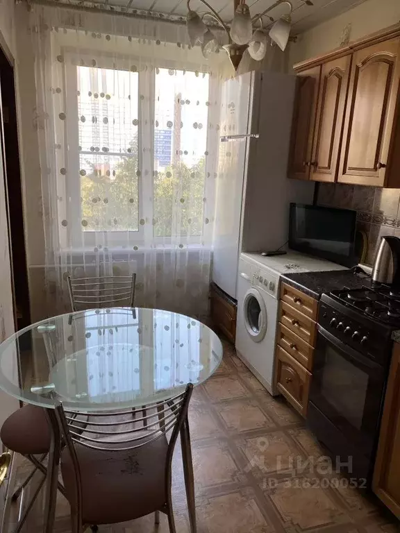 2-к кв. Москва ул. Каховка, 5К4 (46.0 м) - Фото 1