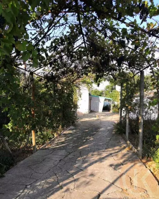 Дом в Крым, Симферопольский район, Гвардейское пгт ул. Салгирная, 42 ... - Фото 2