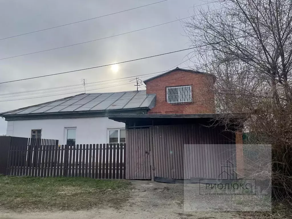 Дом в Челябинская область, Челябинск пер. 7-й Фабрично-Заводской, 18 ... - Фото 1