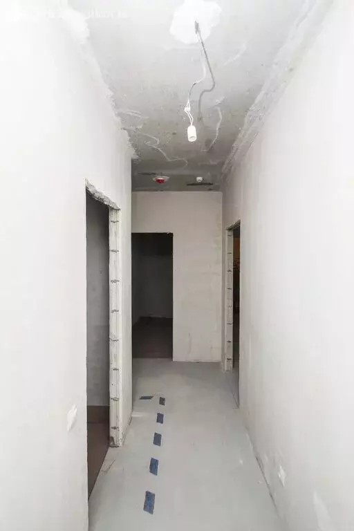 2-комнатная квартира: Тюмень, улица Ю.-Р.Г. Эрвье, 38 (85.4 м) - Фото 1