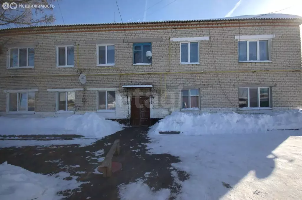 2-комнатная квартира: село Исетское, улица Гагарина, 12 (39.8 м) - Фото 1