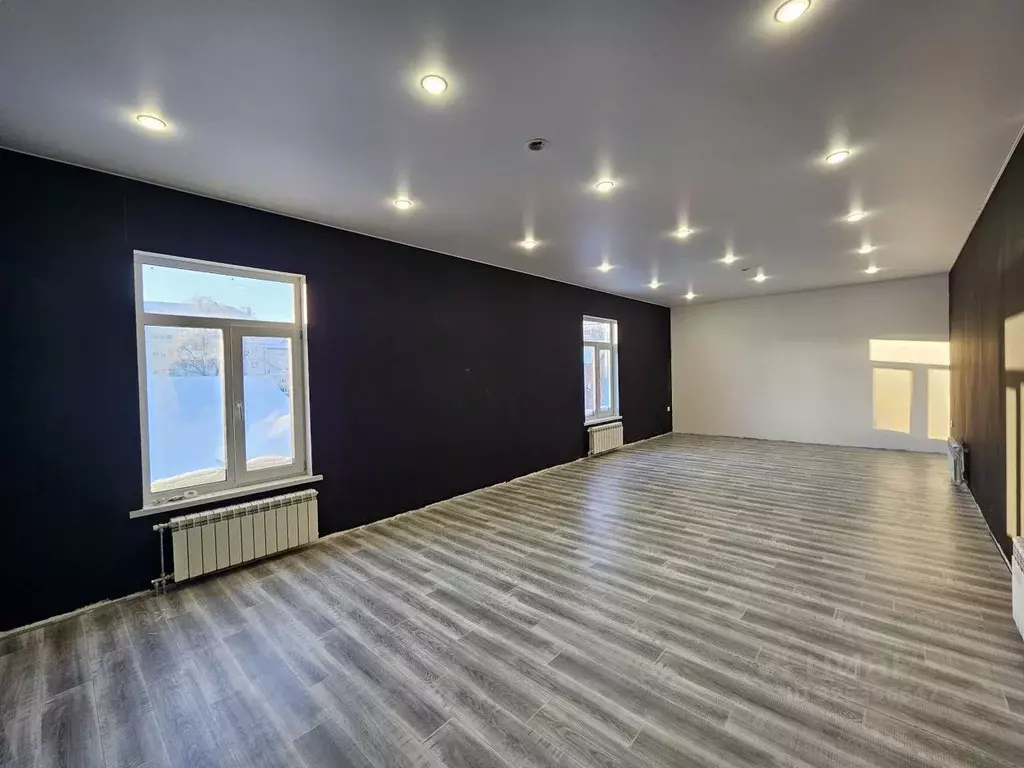 Помещение свободного назначения в Ханты-Мансийский АО, Ханты-Мансийск ... - Фото 1