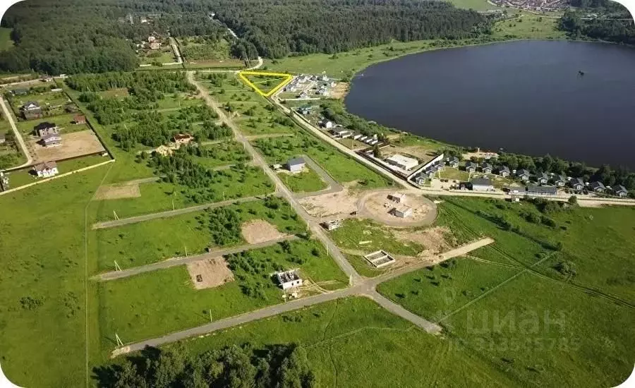 Участок в Калужская область, Совхоз Боровский с/пос, д. Комлево ул. ... - Фото 2