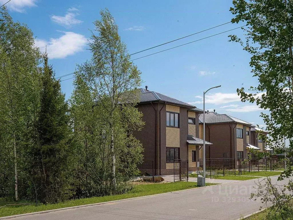 Дом в Ленинградская область, Всеволожский район, Агалатовское с/пос, ... - Фото 2