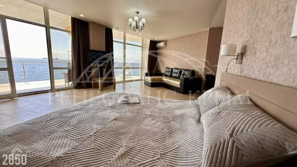 Продаётся квартира-студия, 90 м - Фото 1