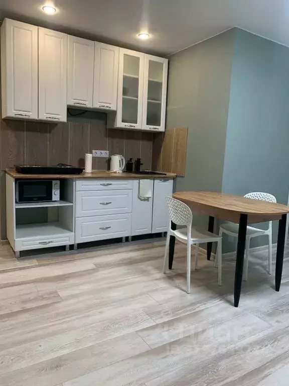 3-к кв. Удмуртия, Глазов ул. Короленко, 18 (44.0 м) - Фото 0