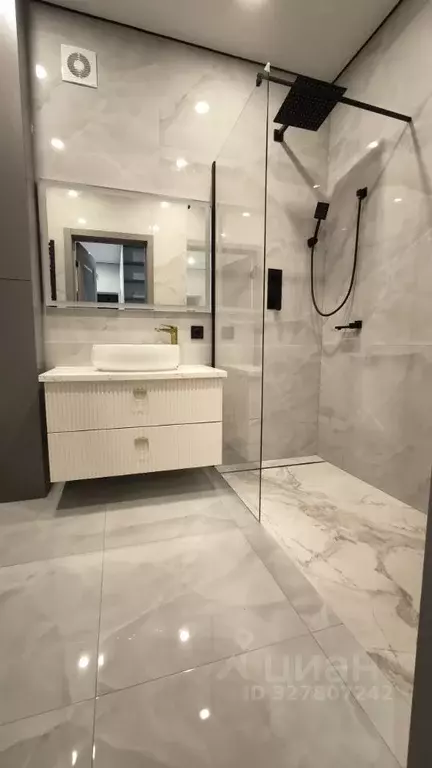 2-к кв. Калининградская область, Калининград Львовский пер., 6 (67.0 ... - Фото 1