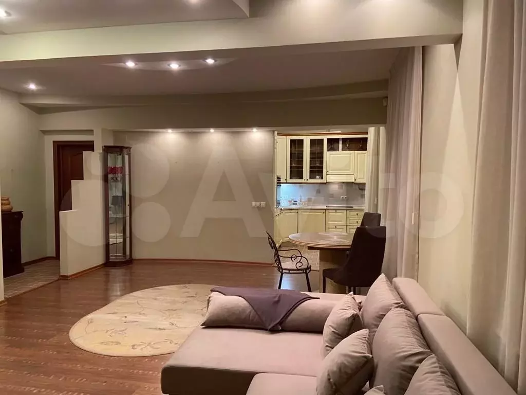 2-к. квартира, 80 м, 2/7 эт. - Фото 0