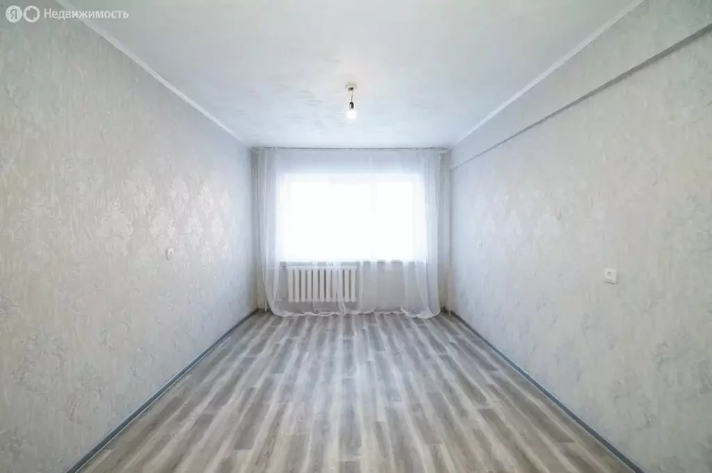 3-комнатная квартира: Омск, улица Завертяева, 31 (61 м) - Фото 1