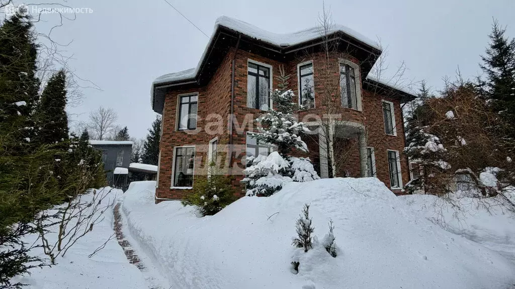 Дом в Красногорск, микрорайон Опалиха, улица Белинского, 35 (400 м) - Фото 1