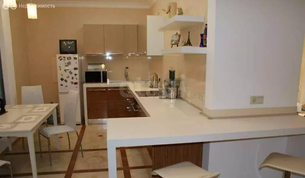 3-комнатная квартира: Томск, улица Артёма, 7 (130 м) - Фото 2