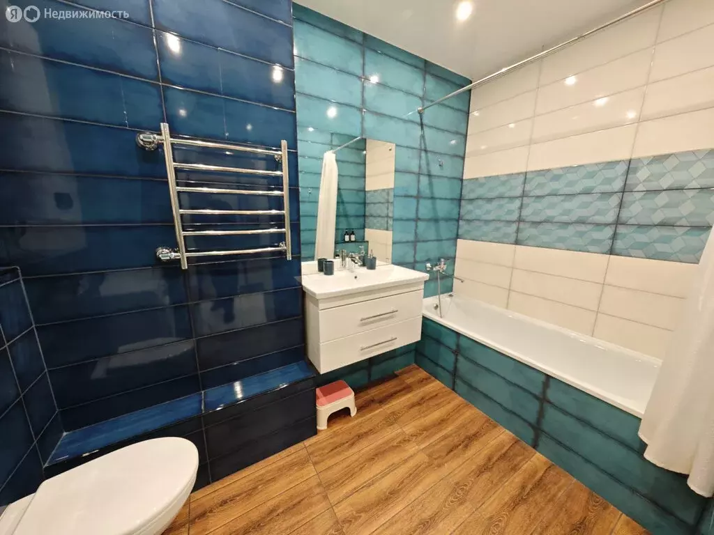 2-комнатная квартира: Киров, Октябрьский проспект, 117 (61.6 м) - Фото 1