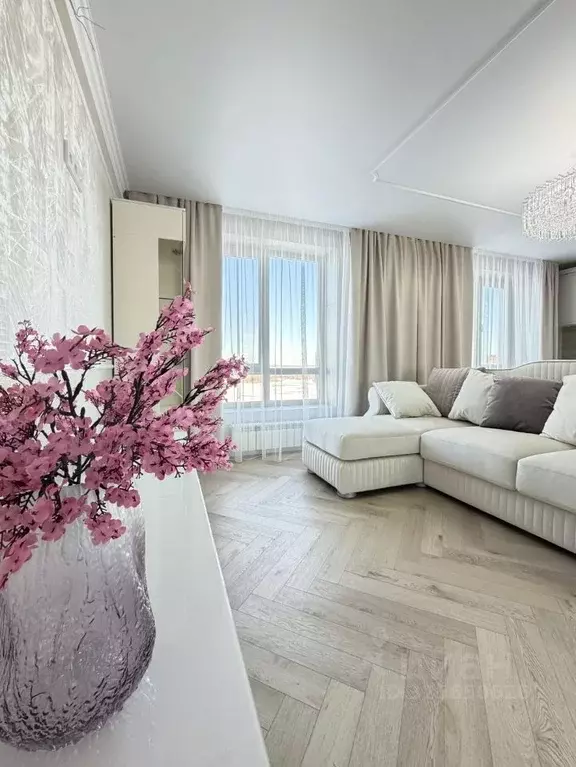 3-к кв. Саратовская область, Энгельс Трудовая ул., 12/8 (90.0 м) - Фото 1