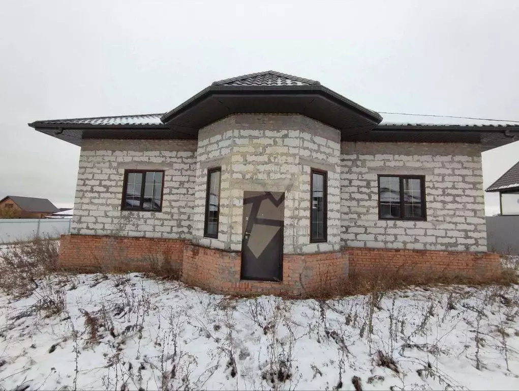 Дом в Белгородская область, Старый Оскол Радужный мкр,  (150 м) - Фото 2