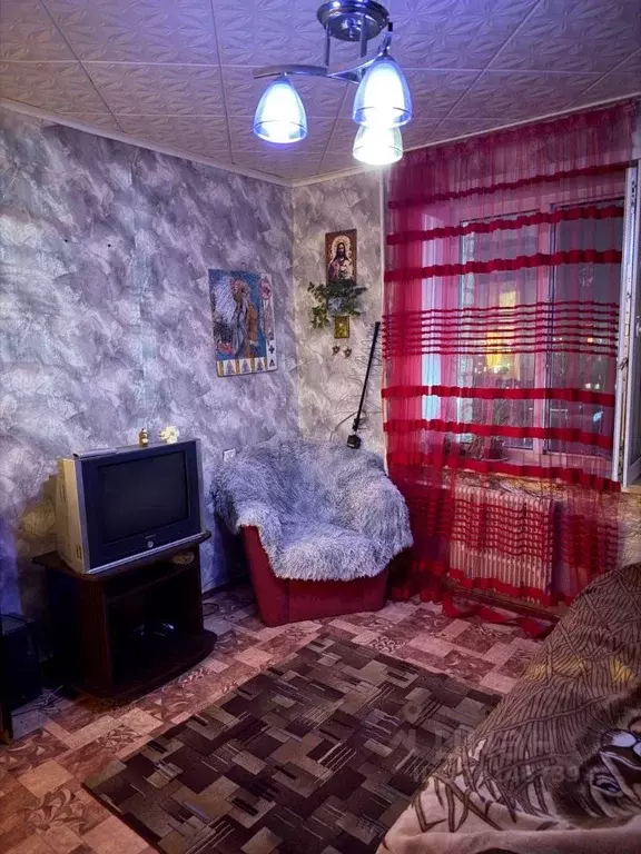 Комната Саратовская область, Энгельс 1-й мкр, 13А (11.8 м) - Фото 0