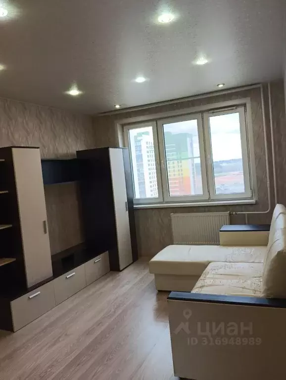 1-к кв. Кировская область, Киров ул. Ивана Попова, 89 (34.0 м) - Фото 1