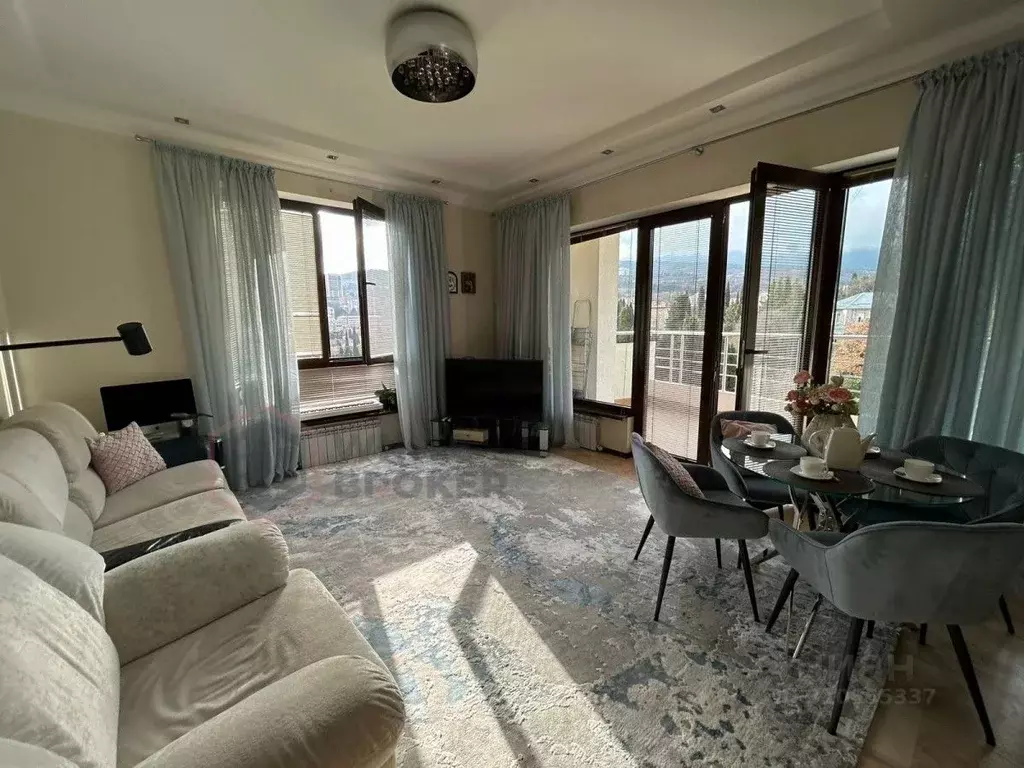 2-к кв. Крым, Ялта ул. Ломоносова, 25 (61.0 м) - Фото 1