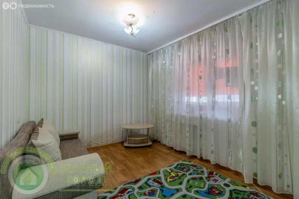 2-комнатная квартира: Калининград, улица Полковника Ефремова, 4 (57 м) - Фото 1