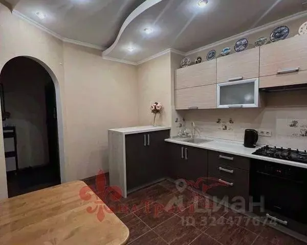 3-к кв. Белгородская область, Белгород ул. Лермонтова, 49а (81.0 м) - Фото 0