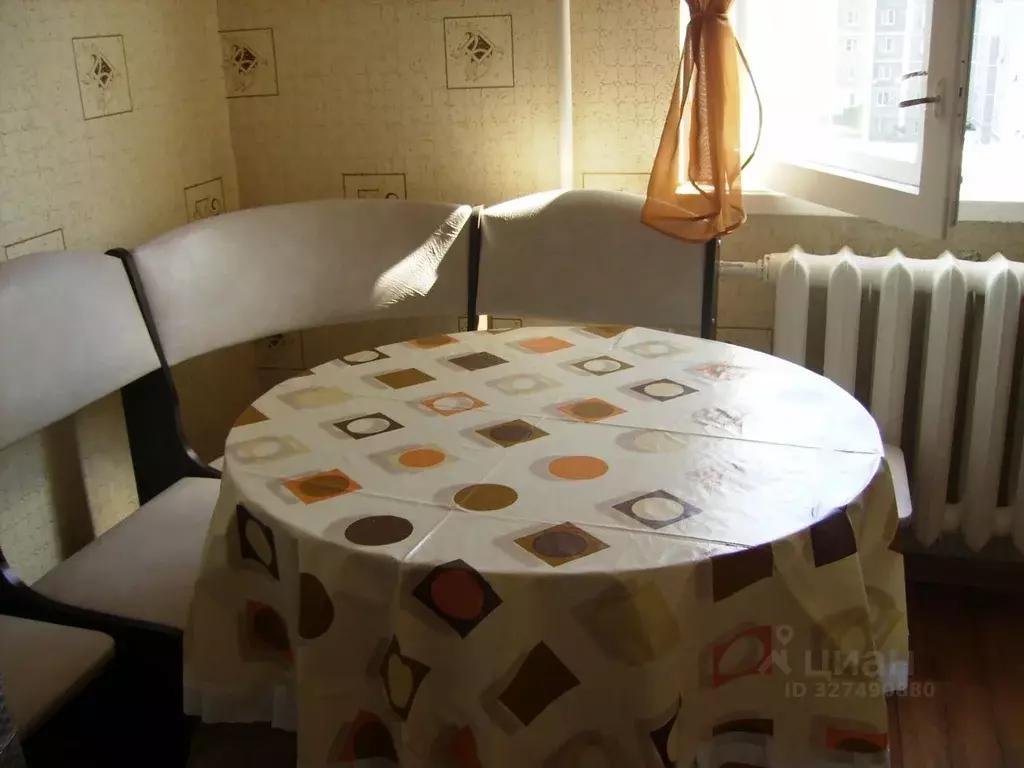 2-к кв. Курская область, Курск просп. Хрущева, 6 (52.0 м) - Фото 2