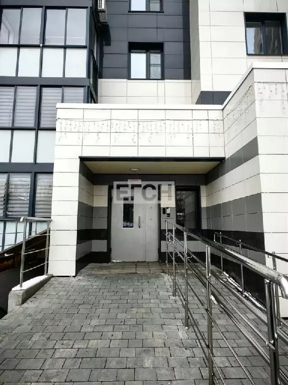 Продается 3-комнатная квартира - Фото 2