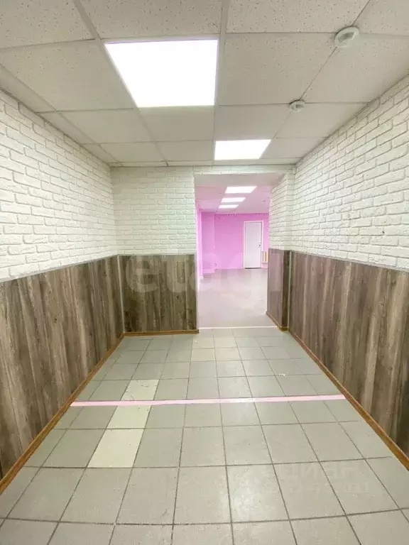 Торговая площадь в Кировская область, Киров Милицейская ул., 21 (57 м) - Фото 2