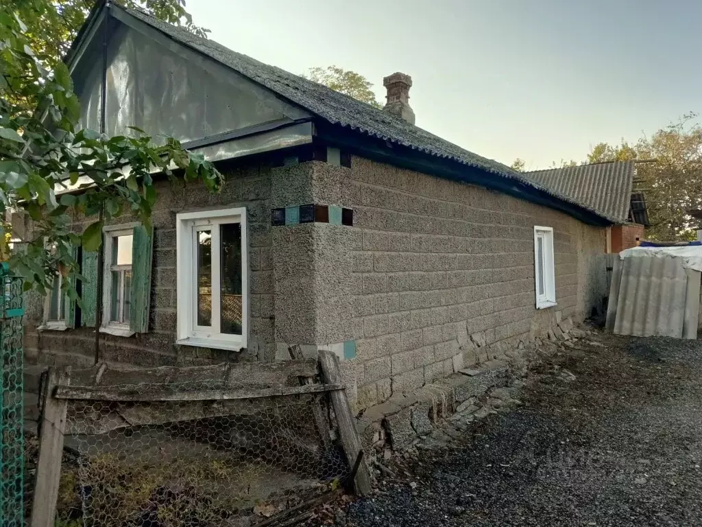 Дом в Краснодарский край, Щербиновский район, Старощербиновская ст-ца ... - Фото 0