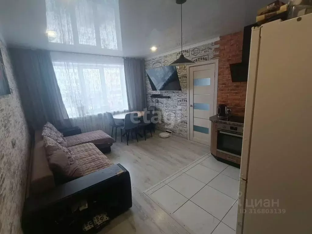 2-к кв. Алтайский край, Бийск ул. Михаила Кутузова, 9/2 (51.0 м) - Фото 0