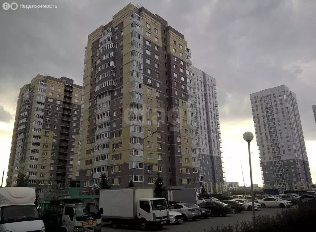 2-комнатная квартира: Тюмень, улица Мельникайте, 2к7 (59 м) - Фото 2