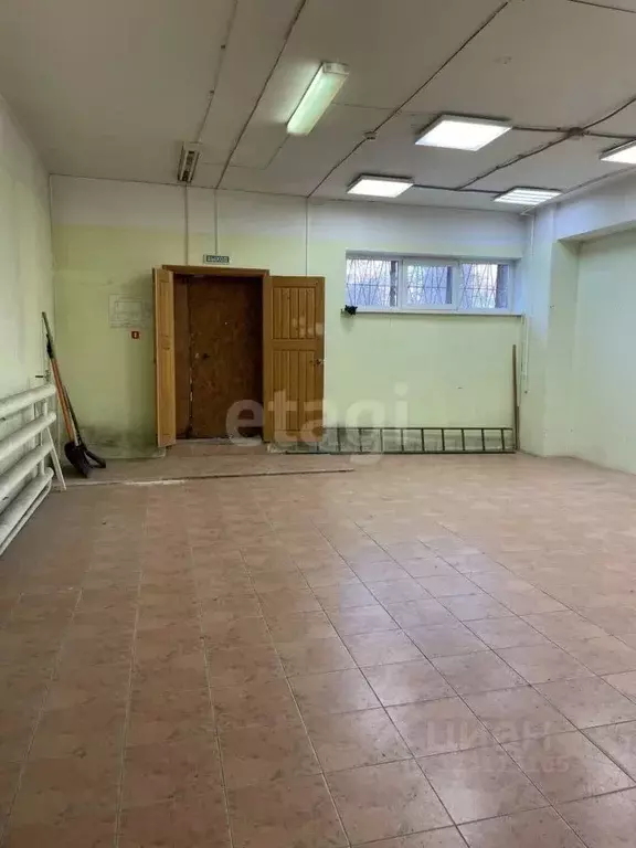 Помещение свободного назначения в Пермский край, Пермь ул. Анвара ... - Фото 1