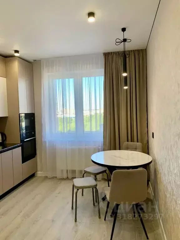2-к кв. Татарстан, Казань ул. Аделя Кутуя, 110Дк3 (72.0 м) - Фото 0