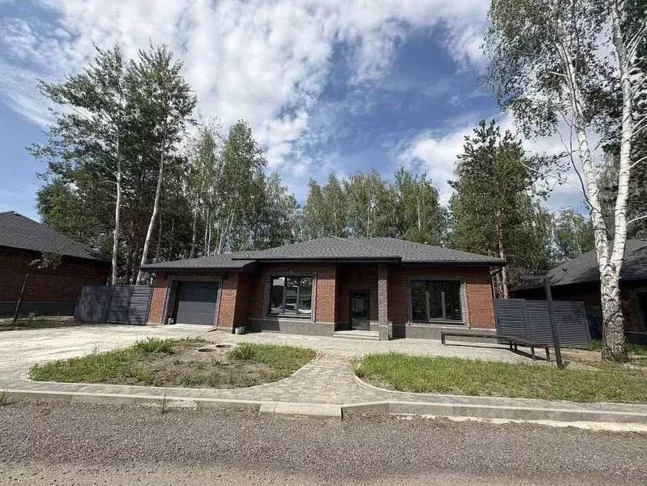 Коттедж в Воронежская область, Рамонский район, Айдаровское с/пос, с. ... - Фото 1