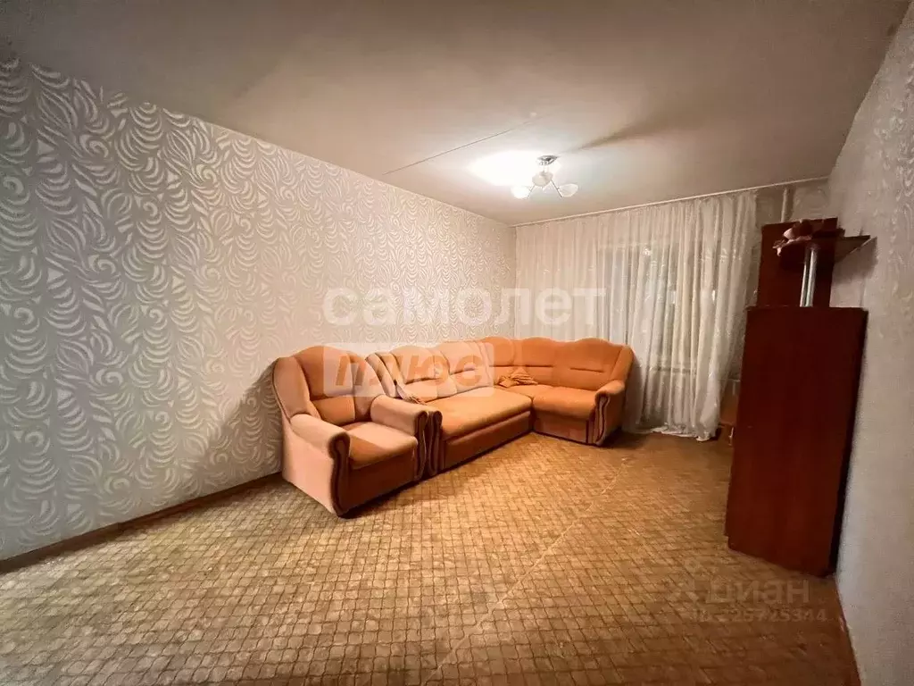 2-к кв. Татарстан, Нижнекамский район, Камские Поляны пгт, 1-й мкр 18А ... - Фото 1