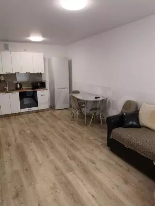 2-к. квартира, 56 м, 4/16 эт. - Фото 0