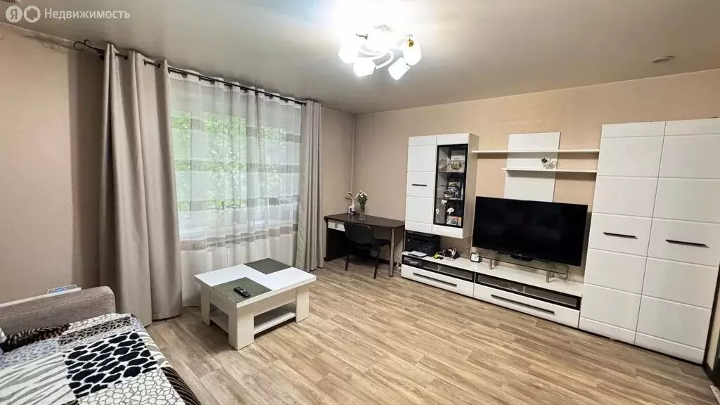 1-комнатная квартира: Усолье-Сибирское, улица Орджоникидзе, 13 (40.8 ... - Фото 0